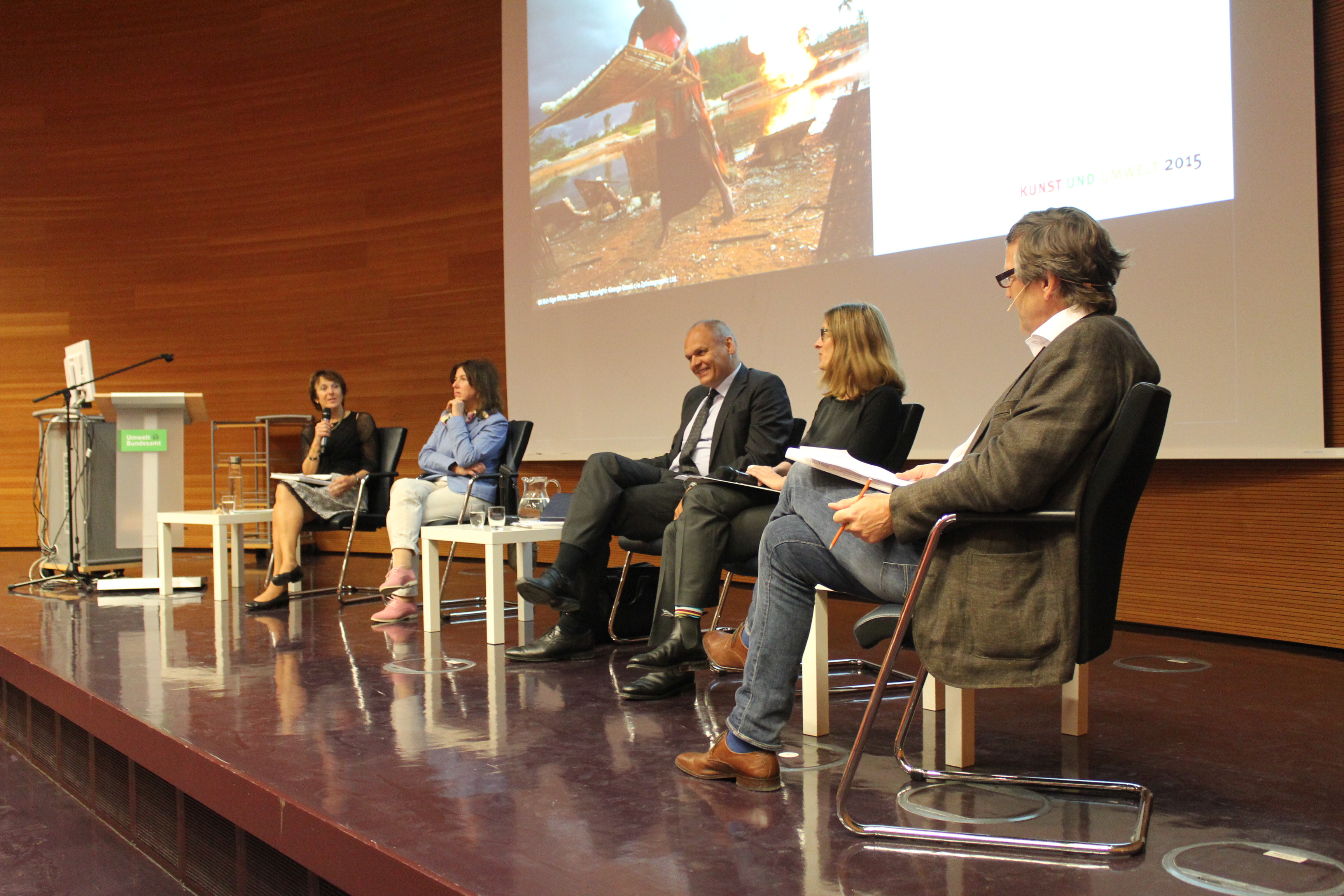 Podiumsdiskussion