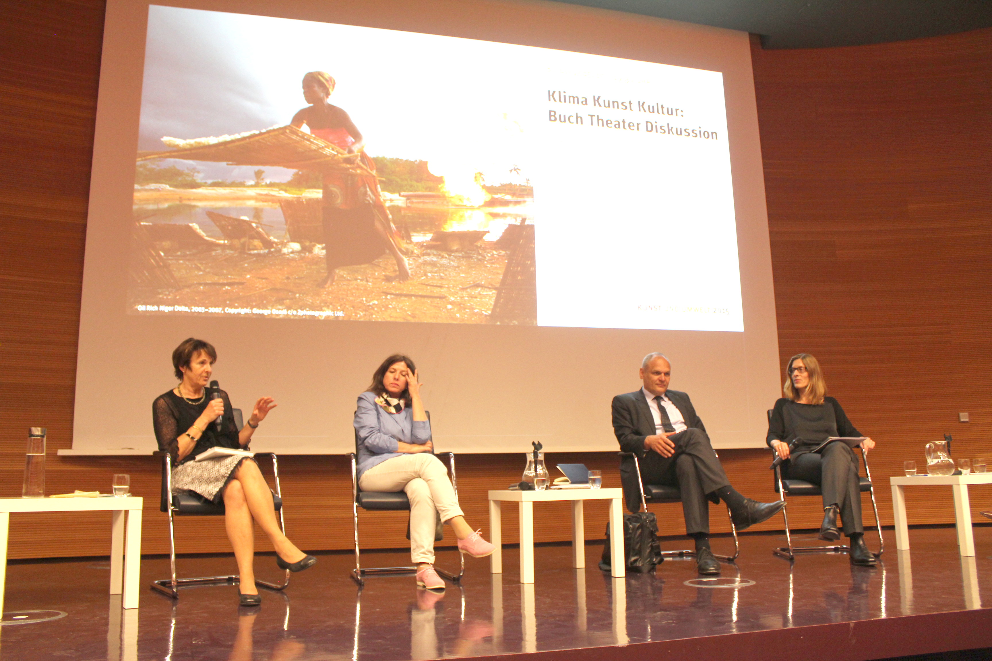 Podiumsdiskussion