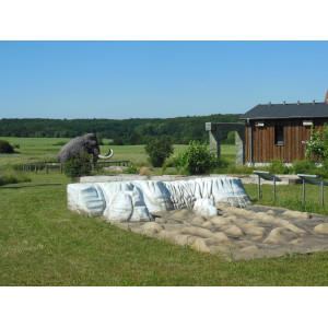 Mammut Georg, dem Maskottchen des Geoparks Eiszeitland am Oderrand