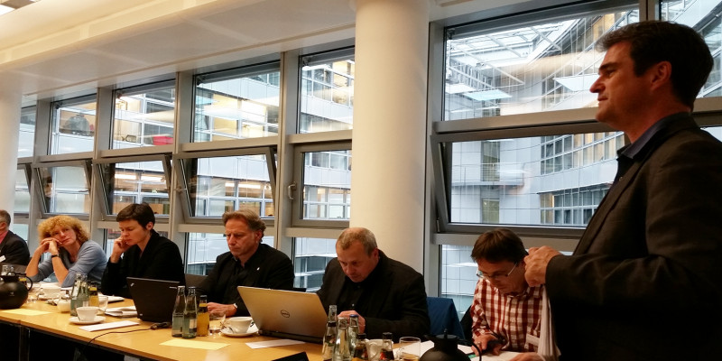 ExpertInnen in Diskussion bei INSPIRATION Workshop Berlin 1