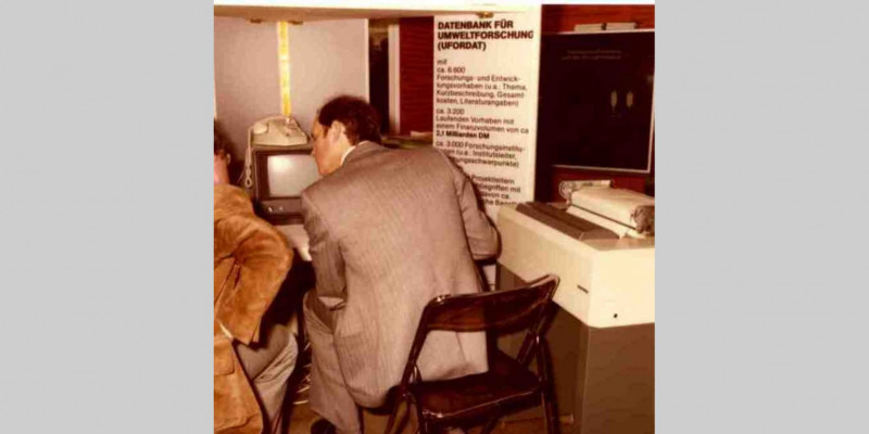 Vorstellung der Umweltforschungsdatenbank UFORDAT 1977 auf der Hannover-Messe 