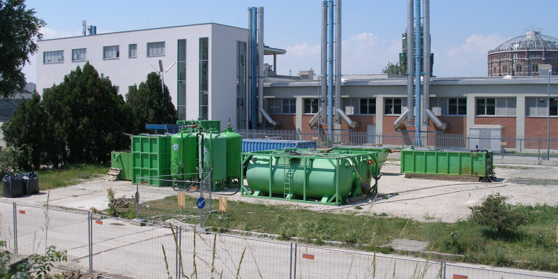 Mobile groundwater treatment plant
