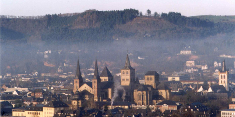 Smog in an urban area - Trier