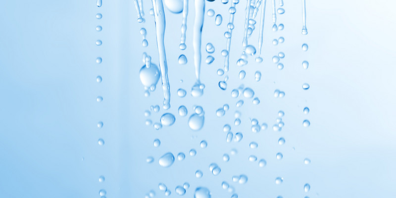 Duschkopf aus dem Wasser läuft