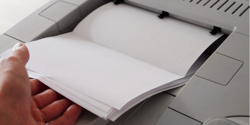 Laserdrucker bedruckt Papier