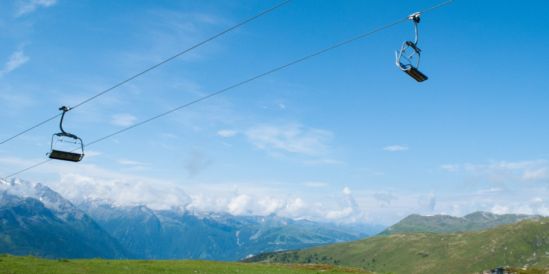 cable car in the mountains