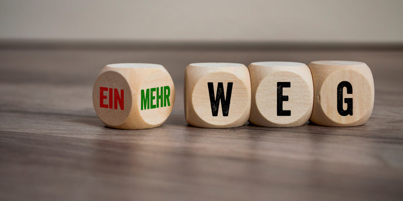 Würfel die Worte Einweng und Mehrweg bilden 