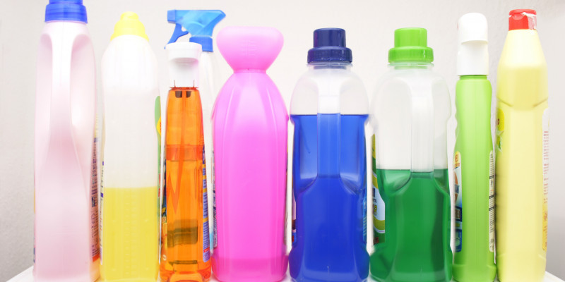 Various liquid detergents and cleaning agents