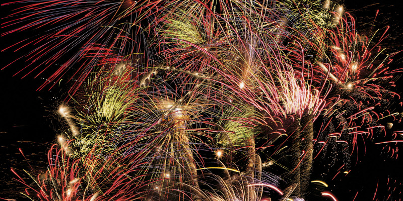  Colorful new year's Eve Fireworks