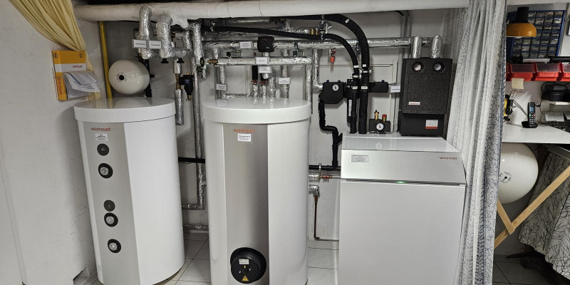 Wärmepumpe, Heißwasserspeicher und Pufferspeicher