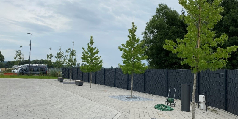 Eingebautes System und Referenzstandorte auf dem Firmengelände der Firma Humberg GmbH