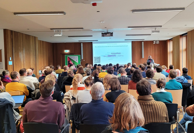 UBA-Vizepräsidentin Prof. Dr. Lilian Busse eröffnet den „Tag der Forschung“ 