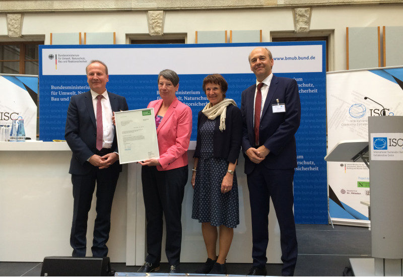Federal Environment Minister Barbara Hendricks presented the foundation charter to Friedrich Barth, the new Managing Director of ISC3, and Dr Christoph Beier, Vice-Chair of the GIZ Management Board. 