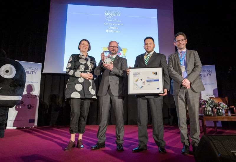 Preisträger aus Lindau am Bodensee mit EU-Kommissarin Bulc und Head of Cabinet DG Environment Müller