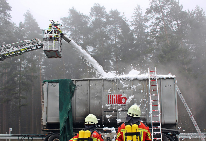 Brand auf der Autobahn