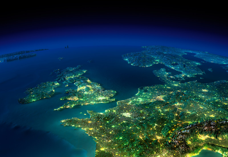 Europa bei Nacht vom Weltraum aus gesehen