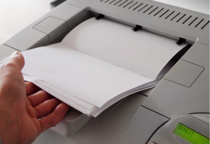 Laserdrucker bedruckt Papier