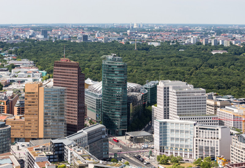 Luftbild über Berlin - Potsdamer Platz und Tiergarten