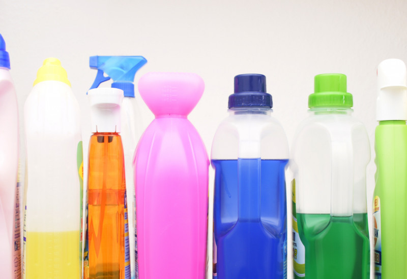 Various liquid detergents and cleaning agents
