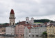 Altstadt mit Häusern steht unter Wasser