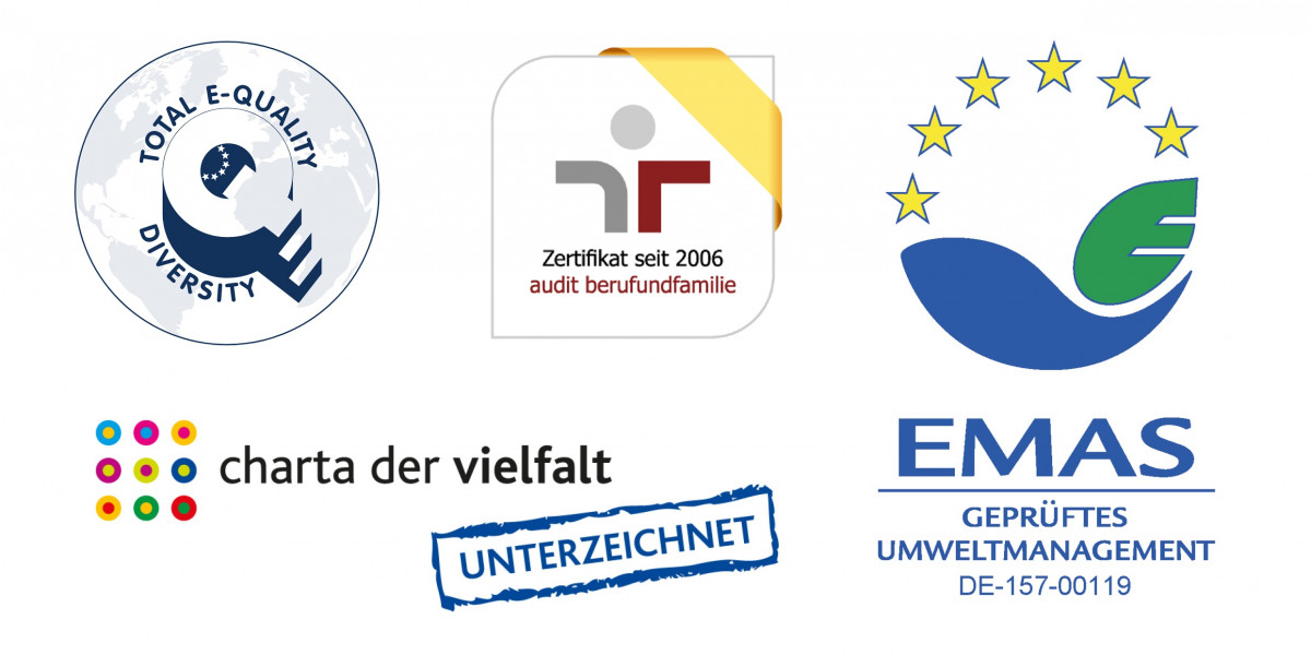 Logos Total E-Quality, Audit berufundfamilie (Zertifikat seit 2006), EMAS Geprüftes Umweltmanagement und Charta der Vielfalt (unterzeichnet