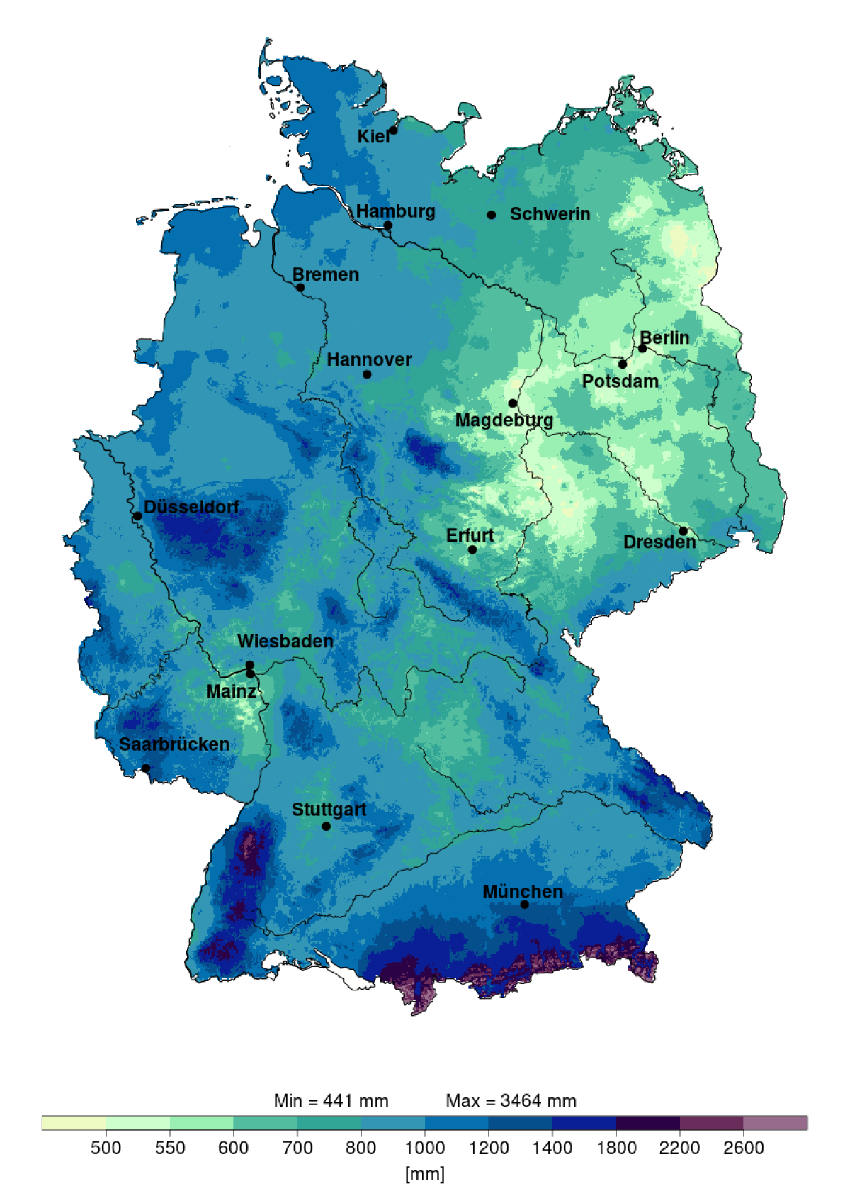 Die Deutschlandkarte zeigt eine ungleiche Verteilung der Niederschläge: Während im Großteil der ostdeutschen Bundesländer weniger Regen fällt, regnet es vor allem im Alpenvorland und in Südwestdeutschland deutlich mehr. Die Spanne reicht dabei von 441 mm bis 3464 mm jährlichen Niederschlags.