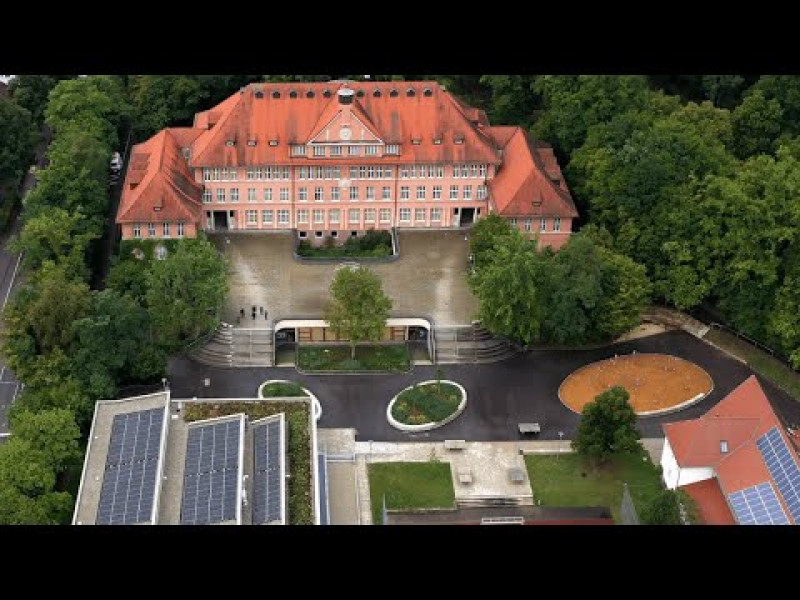 Liebel/Architekten, Klassentrakt Schubart-Gymnasium, Aalen (Preisträger Bundespreis UMWELT &amp; BAUEN, Kategorie Nichtwohngebäude)