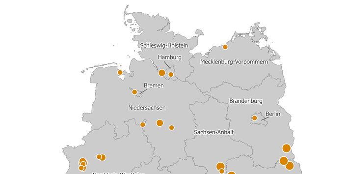 Die Karte zeigt die räumliche Verteilung der PRTR-berichtspflichtigen Wärmekraftwerke und anderen Verbrennungsanlagen unter Angabe der jeweiligen Schwefeloxid-Emissionsmengen in die Luft für das Berichtsjahr 2024.