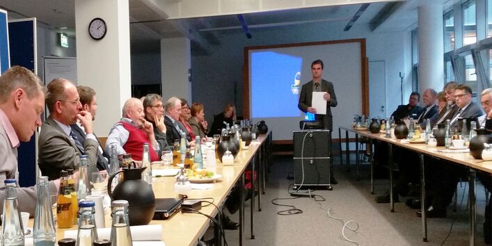 ExpertInnen in Diskussion bei INSPIRATION Workshop Berlin 3