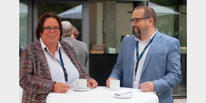 Gabriele Leng (Currenta GmbH & Co. OHG, Leverkusen, Germany), Holger Koch (Institute for Prevention and Occupational Medicine of the German Social Accident Insurance Institute of the Ruhr University, IPA, Bochum, Germany)