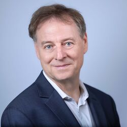 Oliver Loebel_Eureau