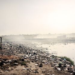 Müllhalde mit Elektroschrott