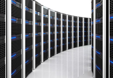 Das Bild zeigt Server in einem Rechenzentrum