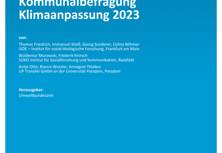 Cover des Berichts "Kommunalbefragung Klimaanpassung 2023"