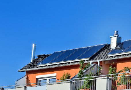 Mit einer Solarthermieanlage reduzieren Sie Ihre Energiekosten vom ersten Tag an.