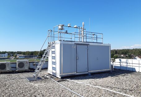 Außenansicht des Messcontainers am Standort UBA Langen.