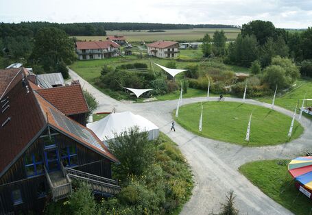Siedlung mit großen Grünflächen