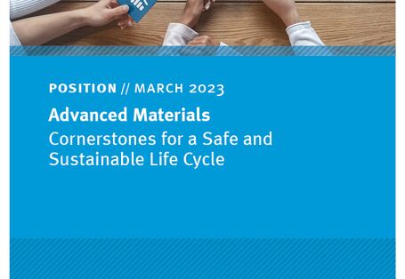 Cover of position paper Advanced Materials