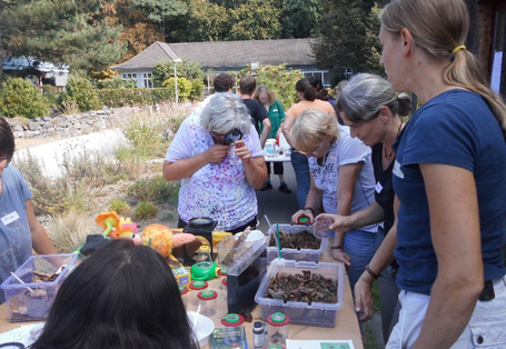 Bei gutem Wetter kann die Veranstaltung problemlos im Freien statt finden!