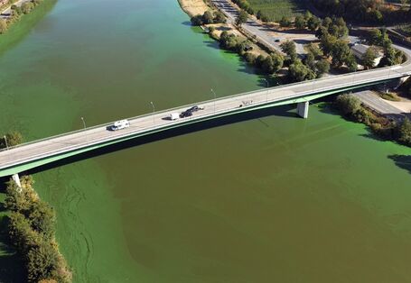 Querschnitt des Flusses Mosel