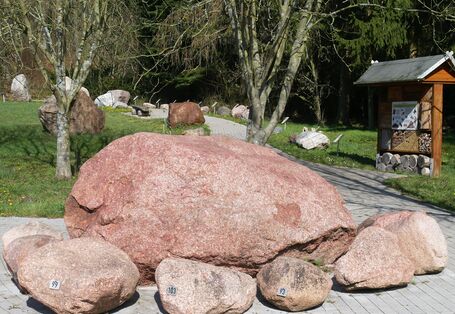 Blick auf die Findlinge