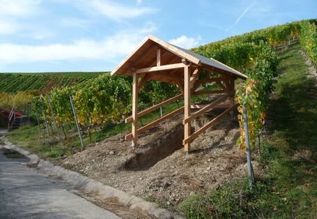 Die überdachte Bodenstation an der Station Retzstadt