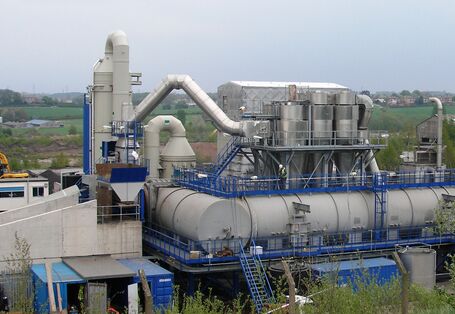 Semimobile thermische Bodenbehandlungsanlage