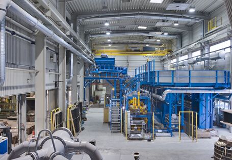 Blick in eine Werkshalle 