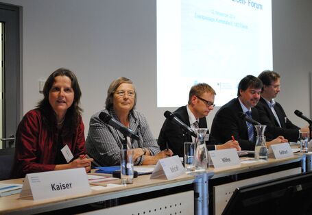 NRF Abschlusspodium: Kora Kristof, Umweltbundesamt; Bärbel Höhn, Bündnis 90/Die Grünen; Thomas Gebhart, CDU; Michael Thews, SPD; Ralph Lenkert, Die Linke