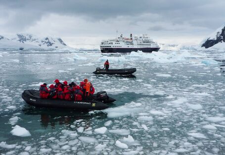 Ice in the Antarctic ocean