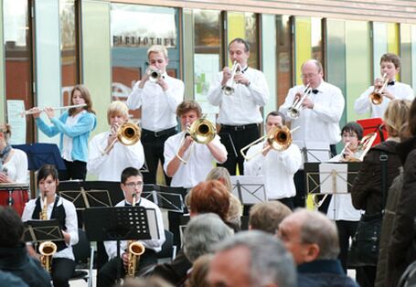 Die Preisverleihung wurde musikalisch von der Jugend-Big-Band Anhalt begleitet.