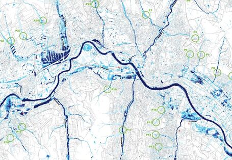 Kartendarstellung der Stadt Jena, in der Fließwege blau hervorgehoben sind. Mit Kreisen sind die Planungsschwerpunkte markiert.