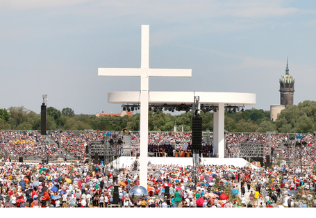 Deutscher Evangelischer Kirchentag - Festgottesdienst Wittenberg, Bildquelle: DEKT/Kathrin Erbe