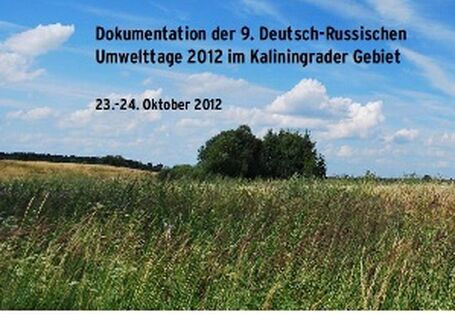 Cover einer Publikation auf dem eine Landschaft zu sehen ist